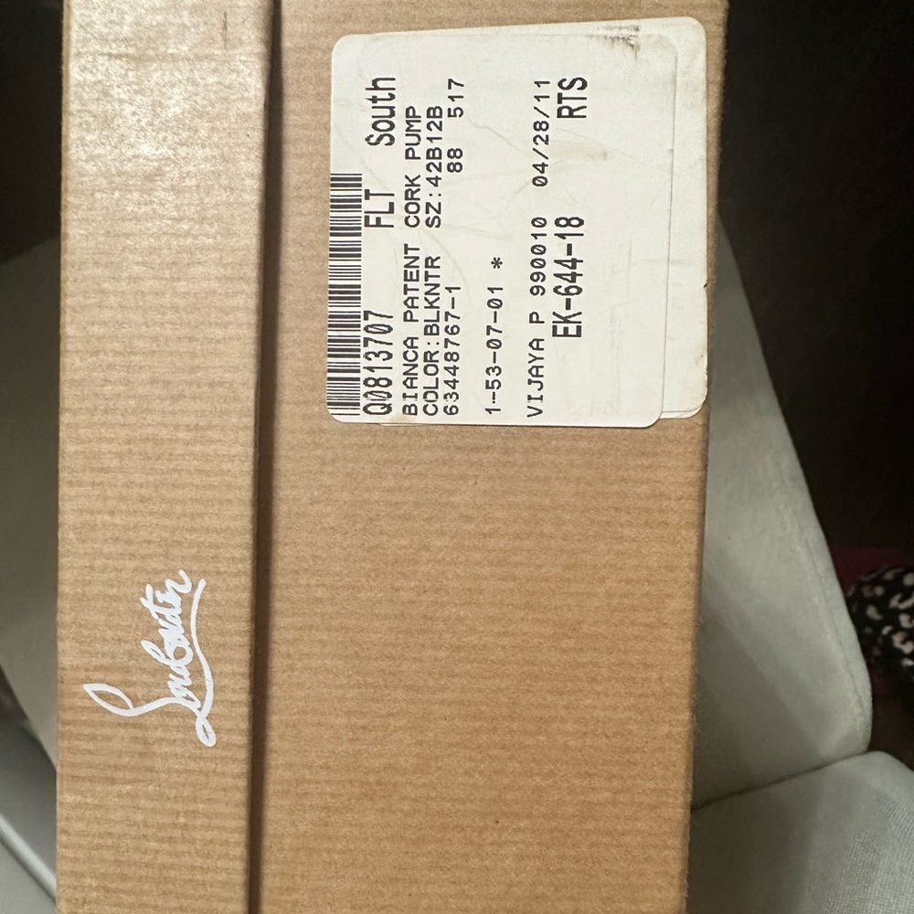 Christian Louboutin Bianca Black Patent Pump size 42 size 12
